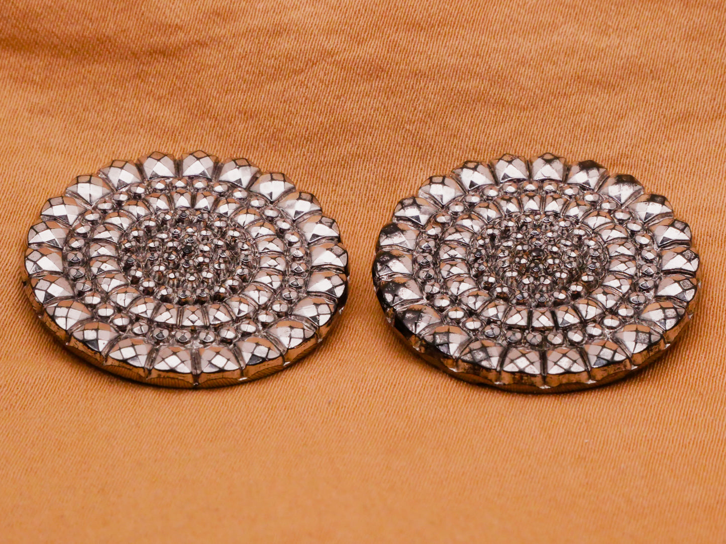 Firework Silver Luster Steel-Cut Look Black Glass Button Various 27mm