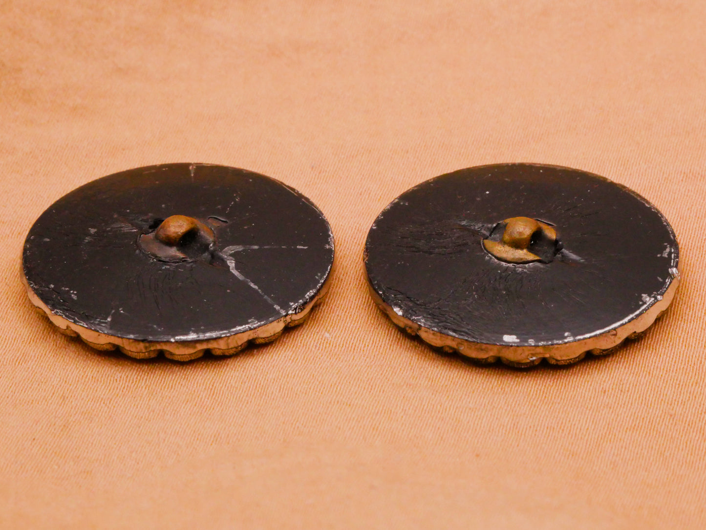 Firework Silver Luster Steel-Cut Look Black Glass Button Various 27mm