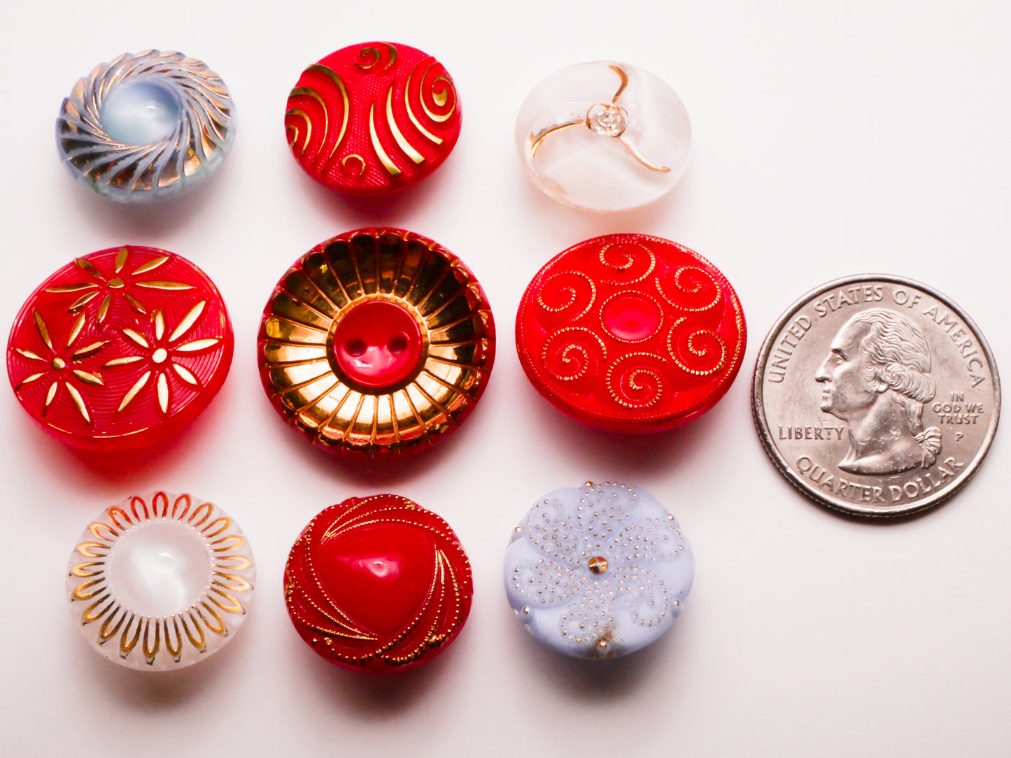 Firework Look Red White or Blue Vintage Glass Button Various 18-23mm