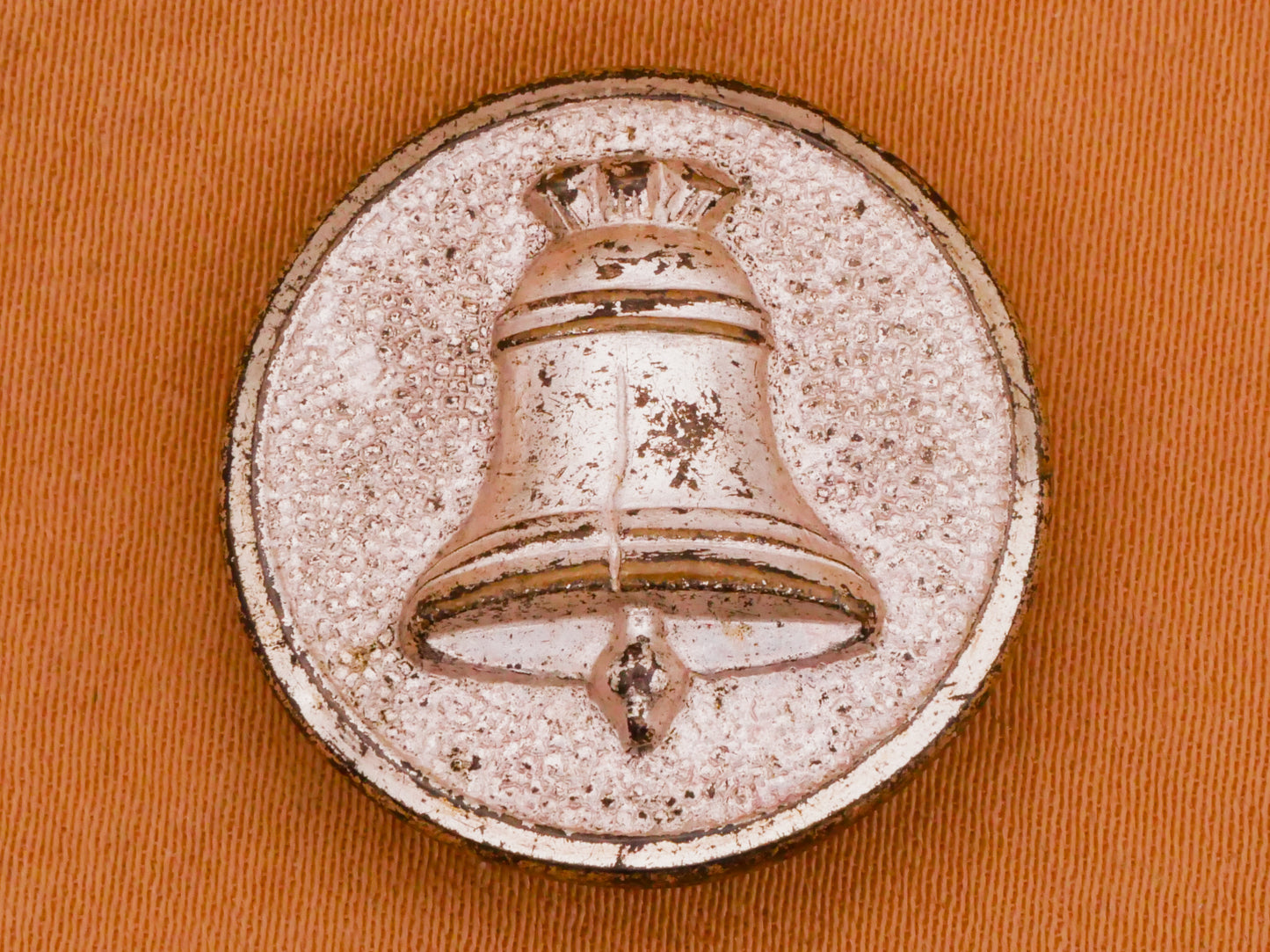Liberty Bell Crack Silver Colored Metal Button 23mm
