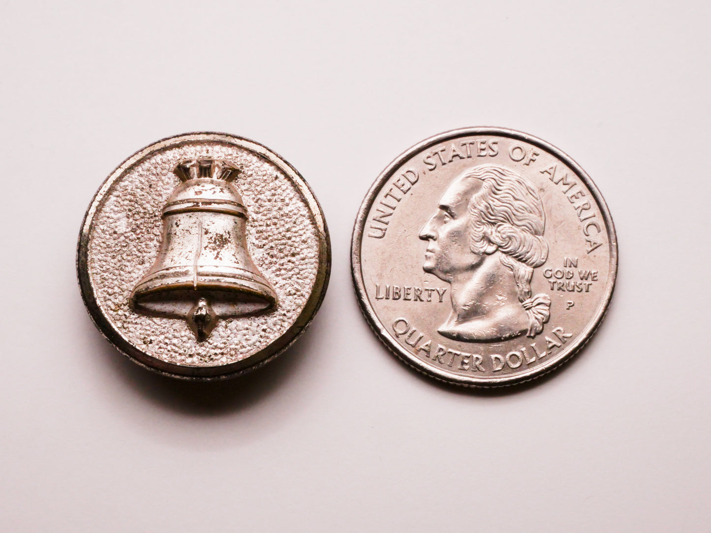 Liberty Bell Crack Silver Colored Metal Button 23mm