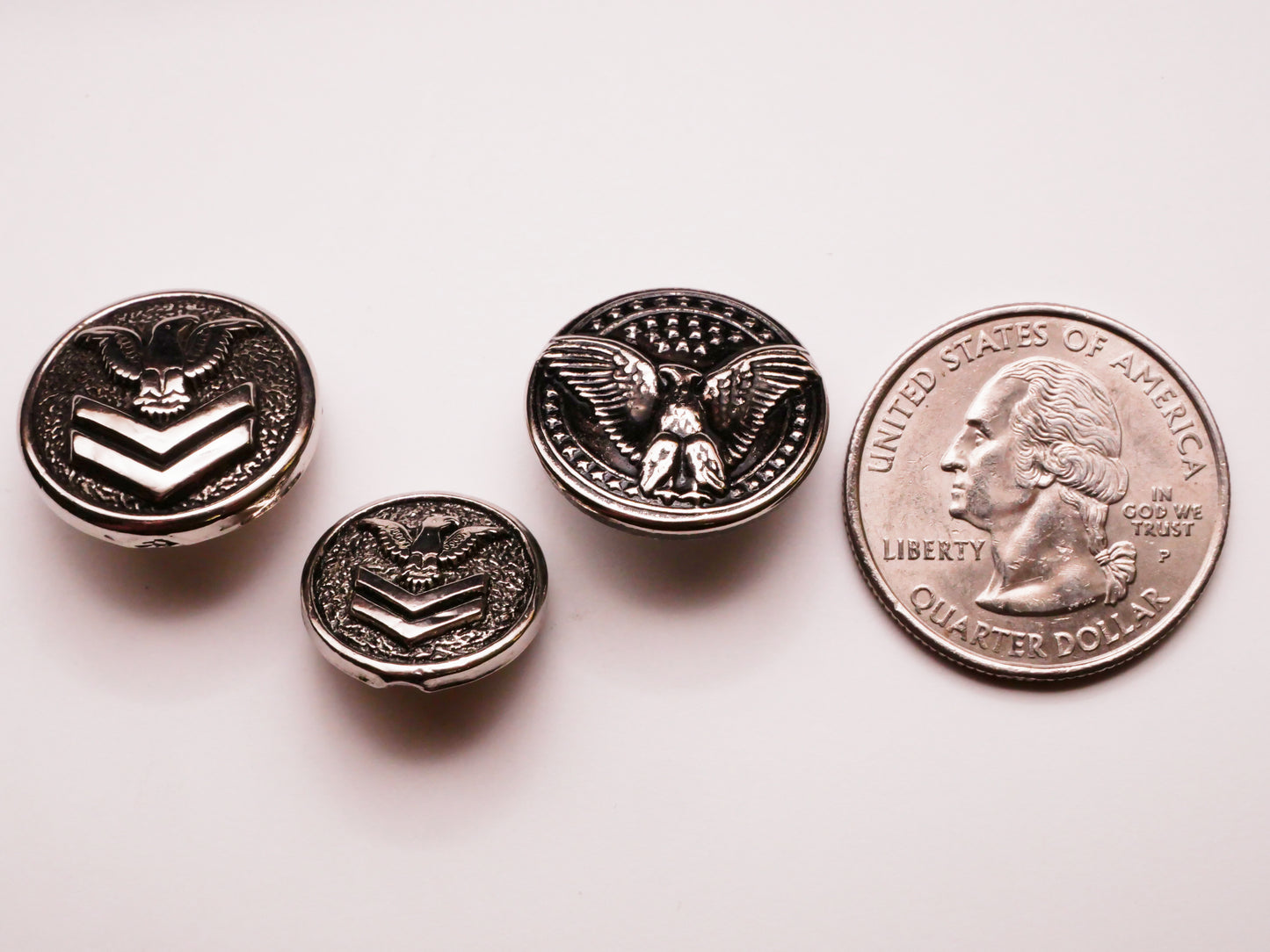 Eagle Patriotic Silver Plastic or Metal Button Various 15-19mm