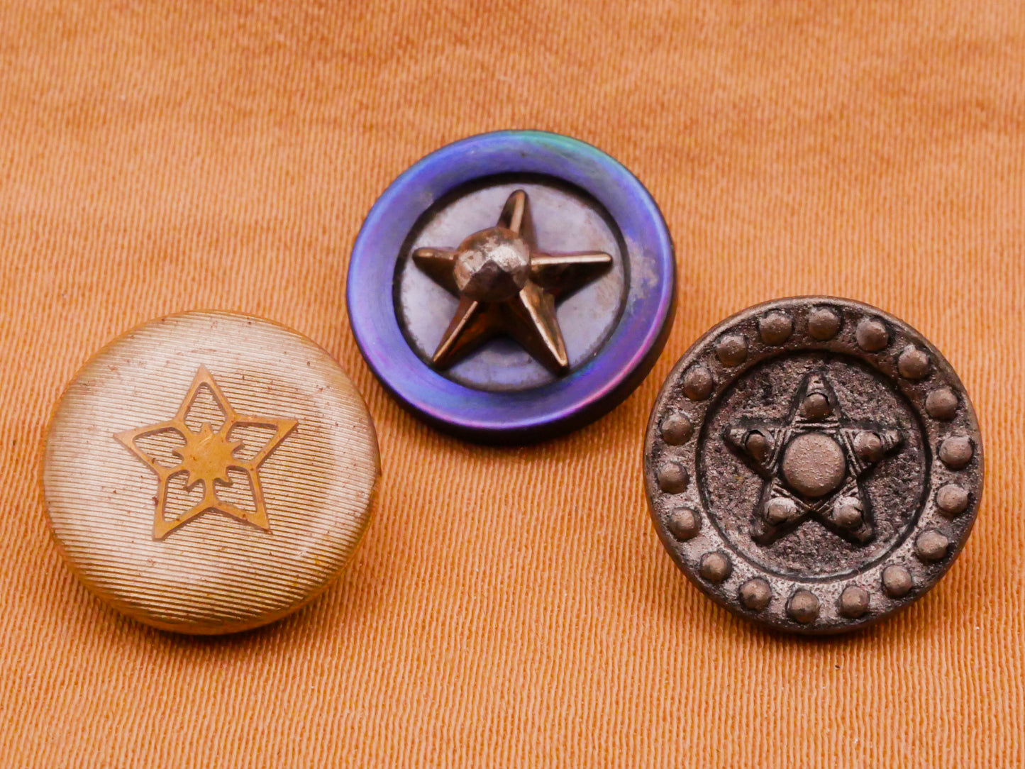 Star Motif Center Small Button Various 13-14mm