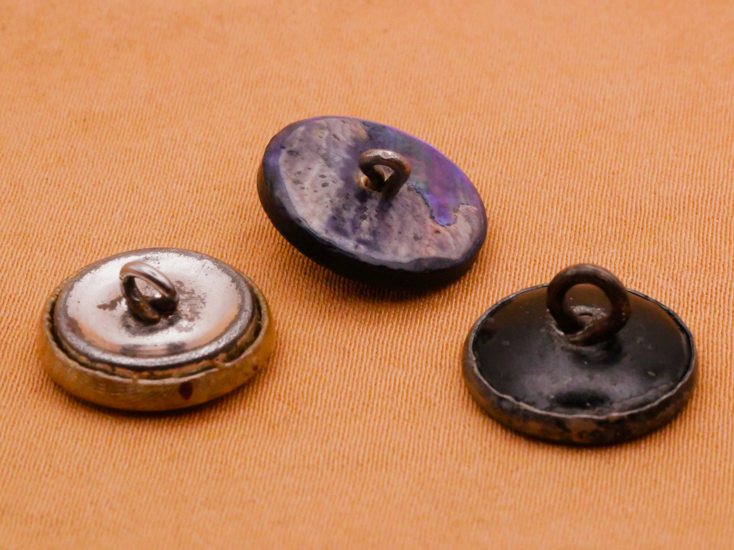 Star Motif Center Small Button Various 13-14mm