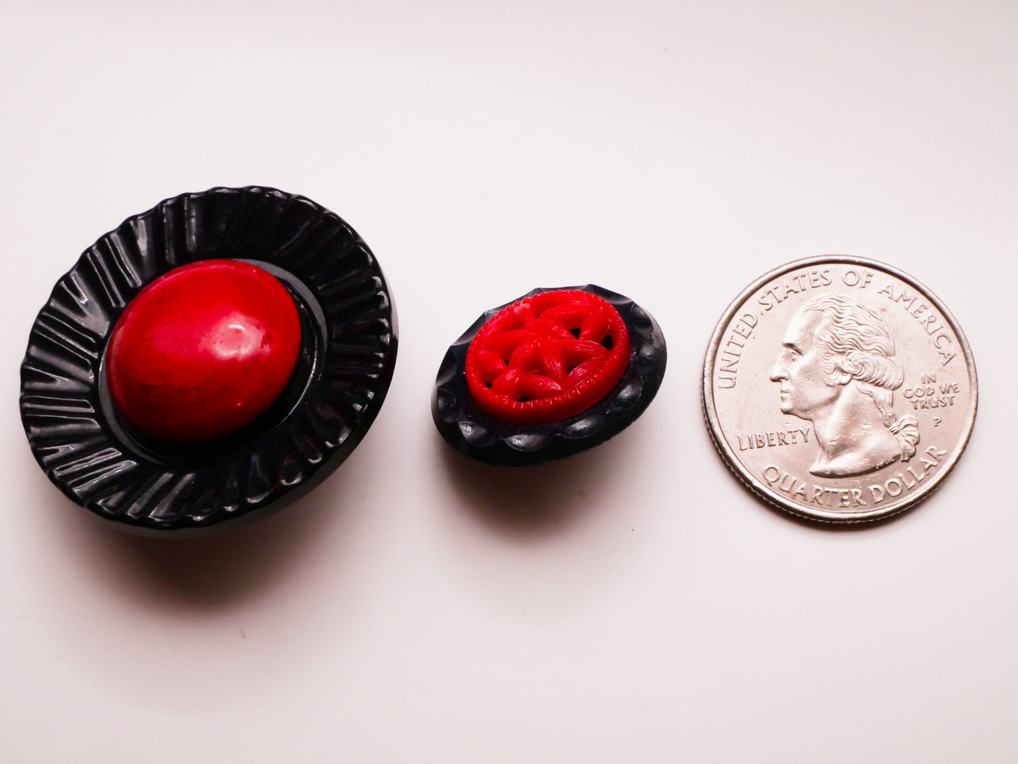 Red Navy Vintage Plastic Button Various 21-33mm