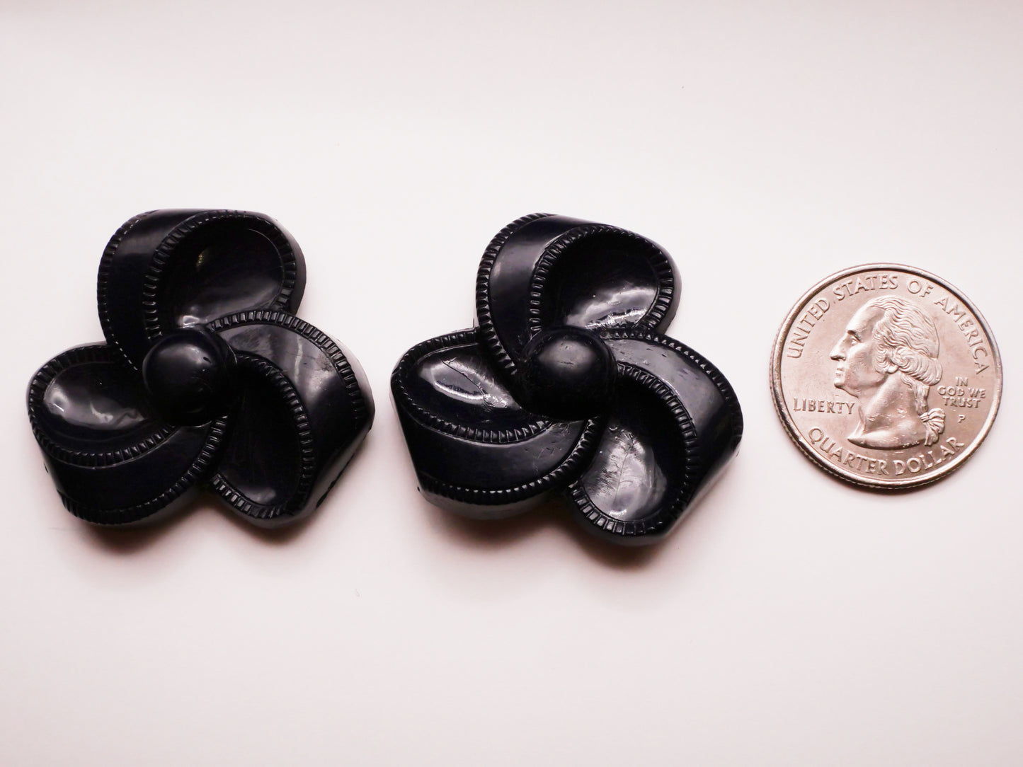 Ribbon Look Triad Navy Blue Vintage Plastic Button Various 37mm