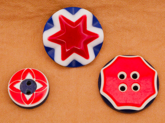 Firework Star Design Red White Blue Laminated Vintage Plastic Button Various 15-23mm