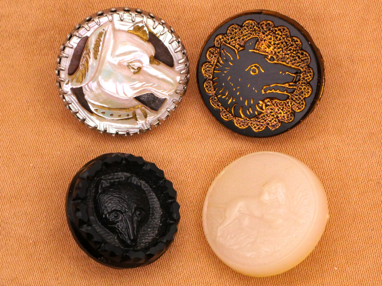 Canine Dog Wolf or Fox Button Various 17-19mm