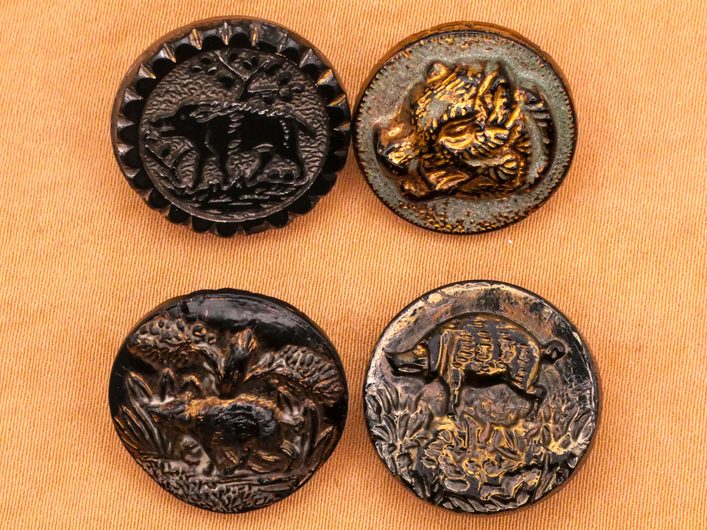 Wild Boar Pig Black Glass Button Various 18-19mm