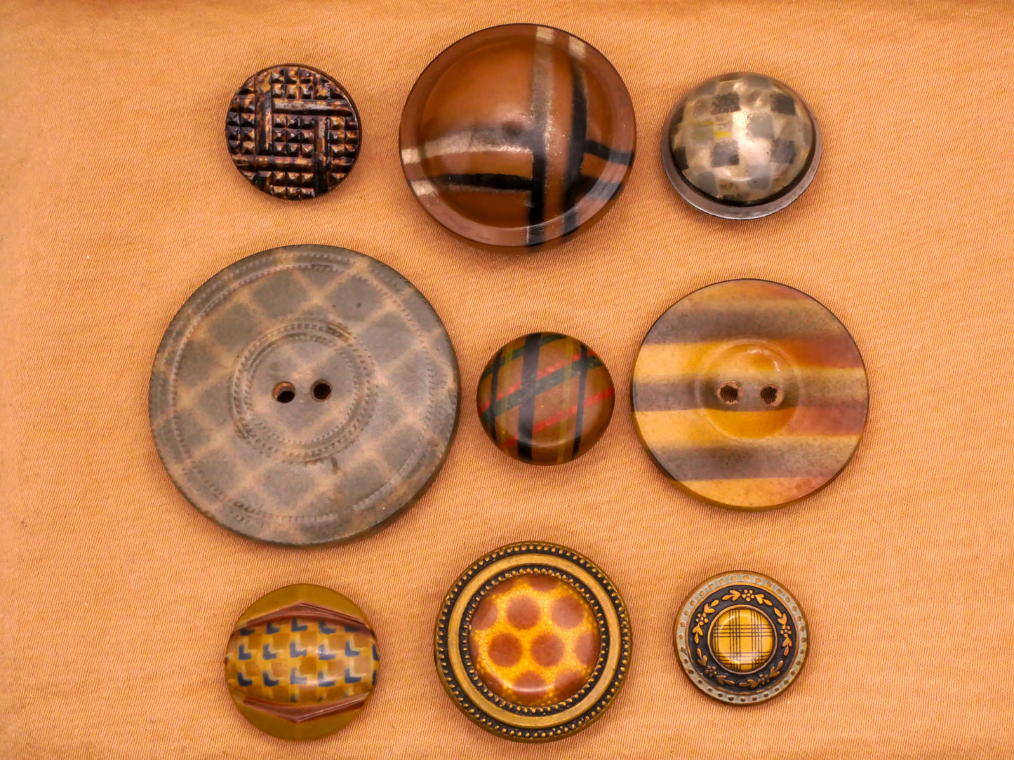 Patterns Plaid Stripe Dots Celluloid Early Plastic Button Various 16-37mm