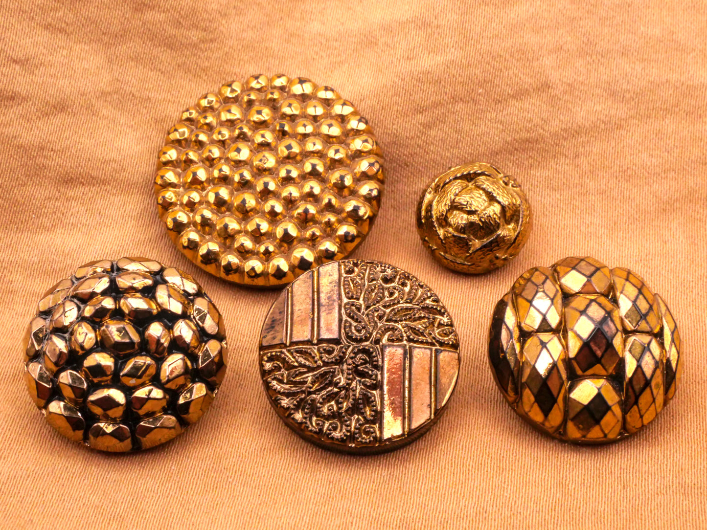 Gold Luster Texture Black Glass Button Various 12-23mm