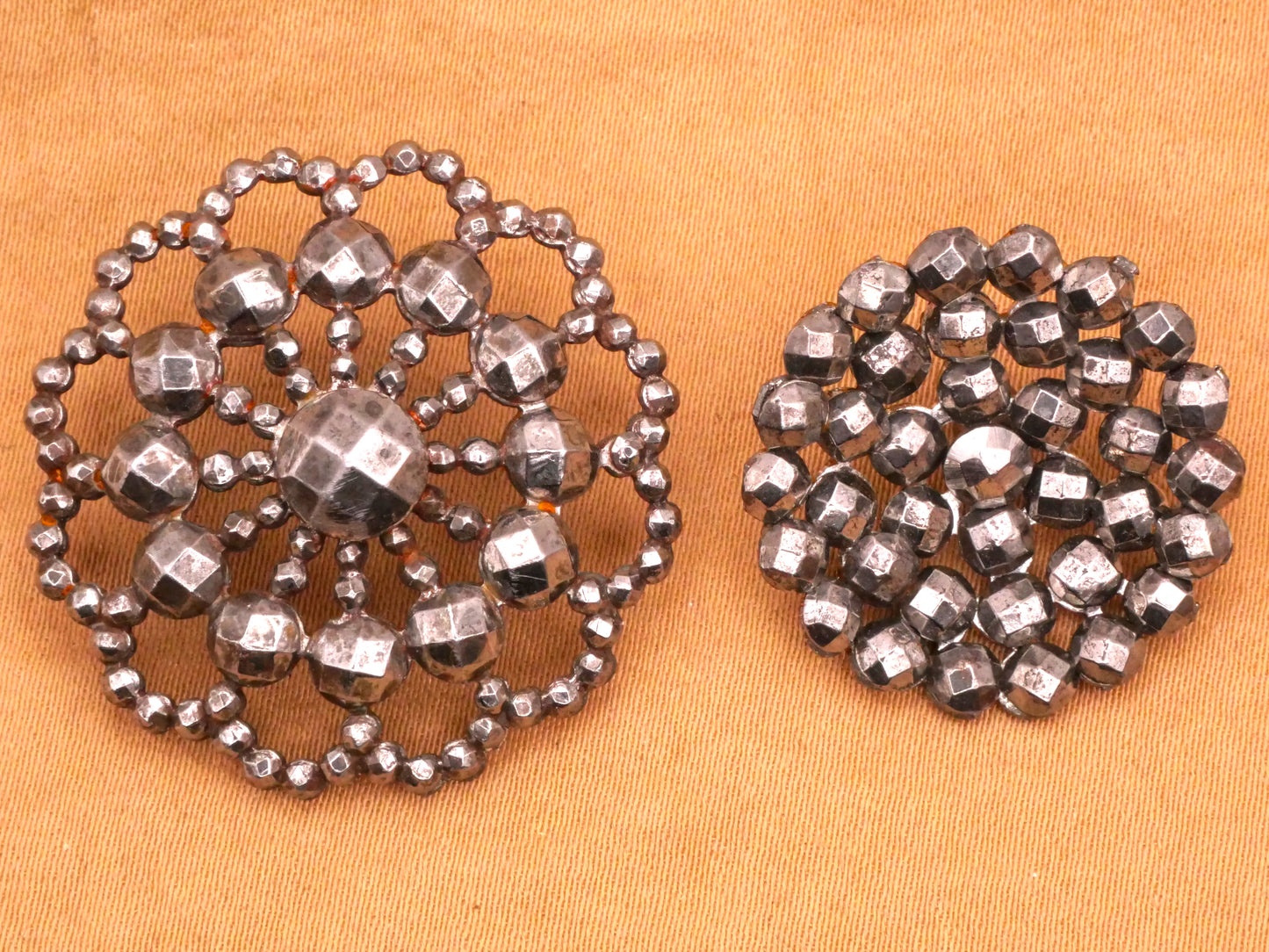 Steel-Cut Sparkle Array Antique Metal Button Various 22-30mm