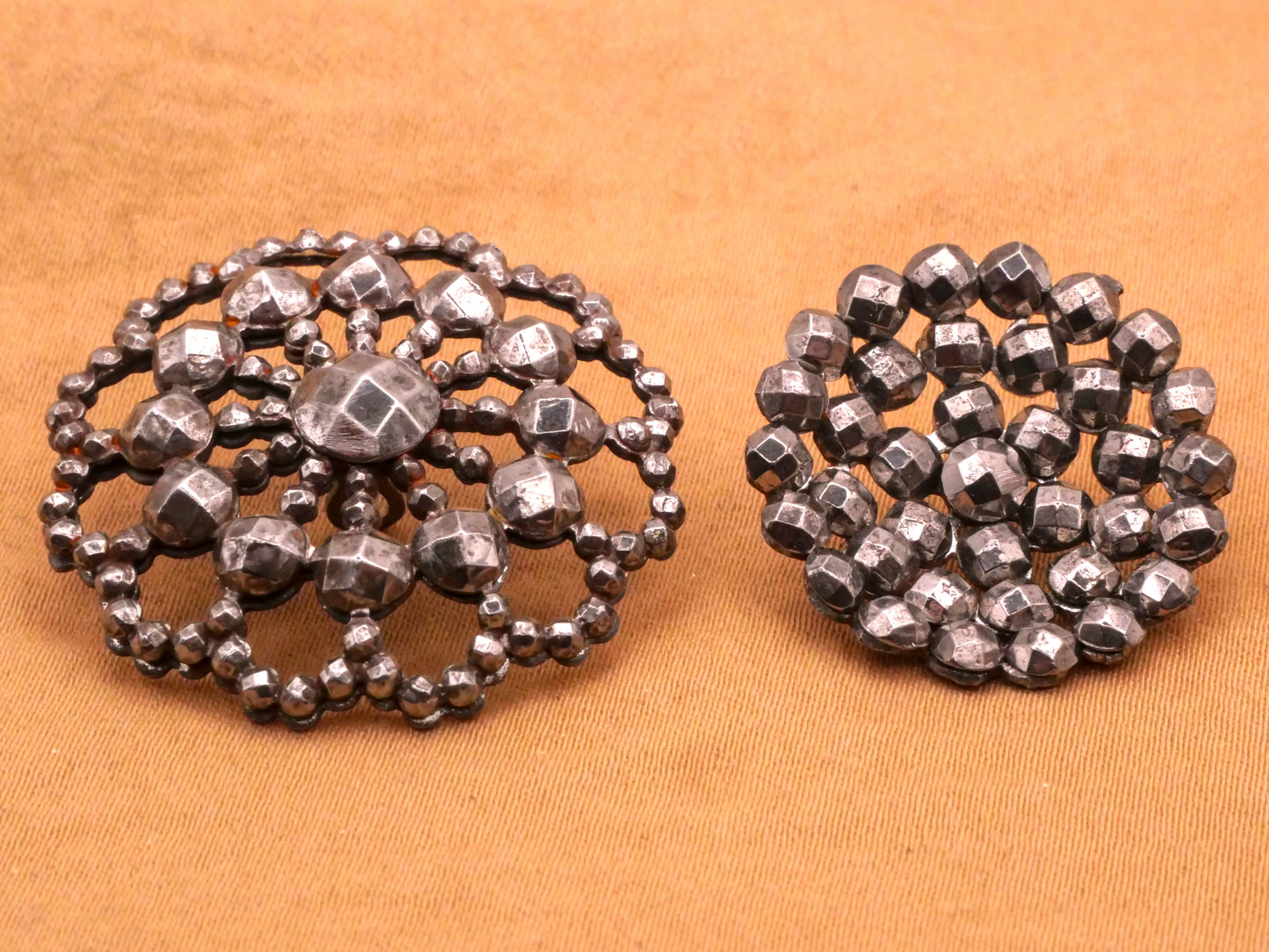 Steel-Cut Sparkle Array Antique Metal Button Various 22-30mm