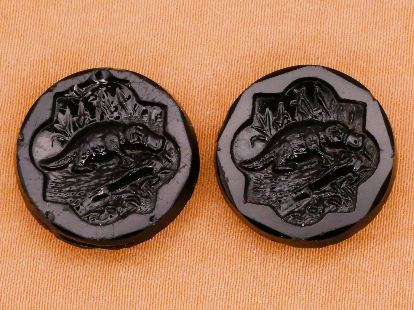 Platypus Australia Antique Black Glass Button Various 17mm