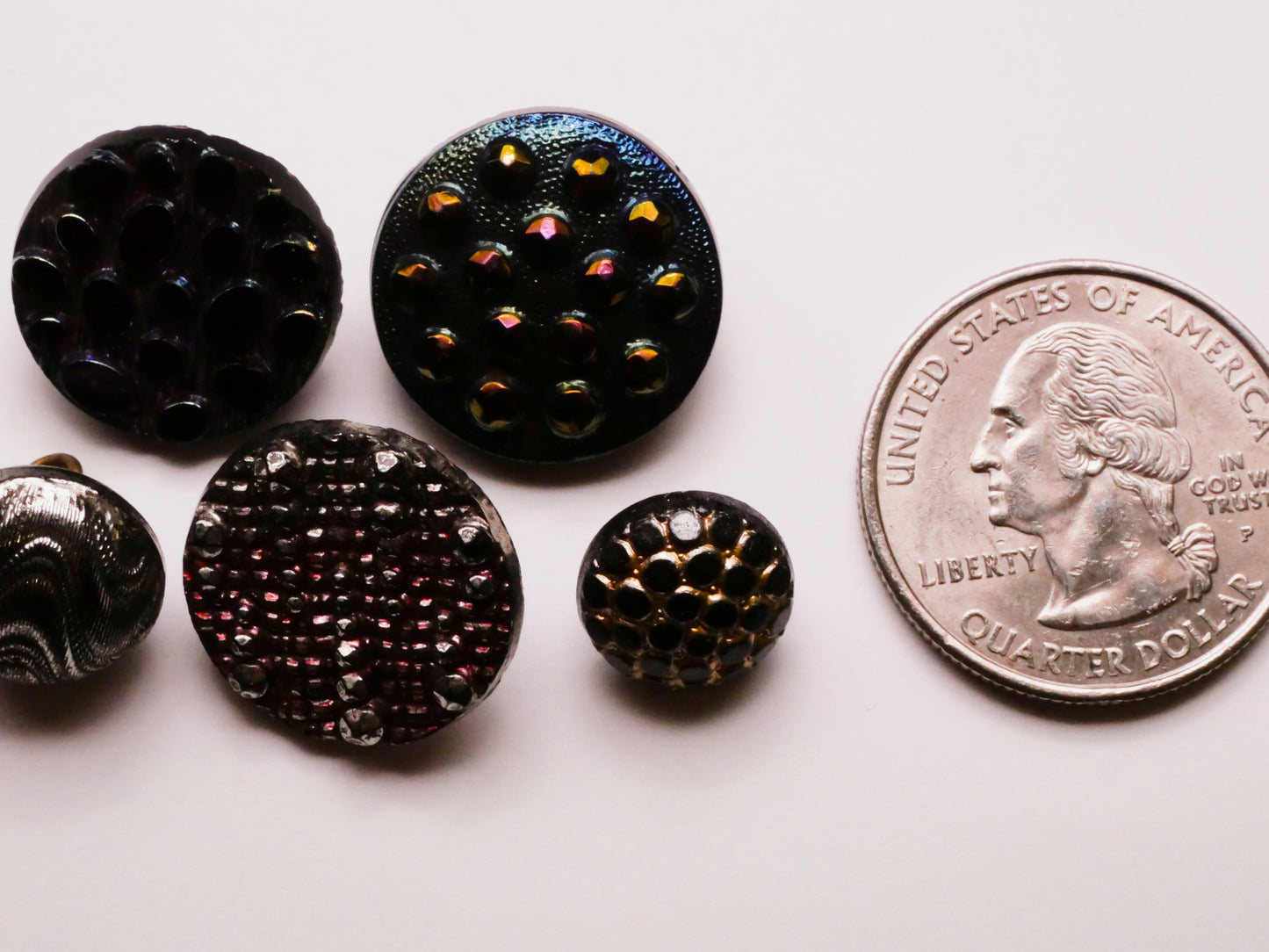 Textures Magnified Luster Black Glass Button Various 11-19mm