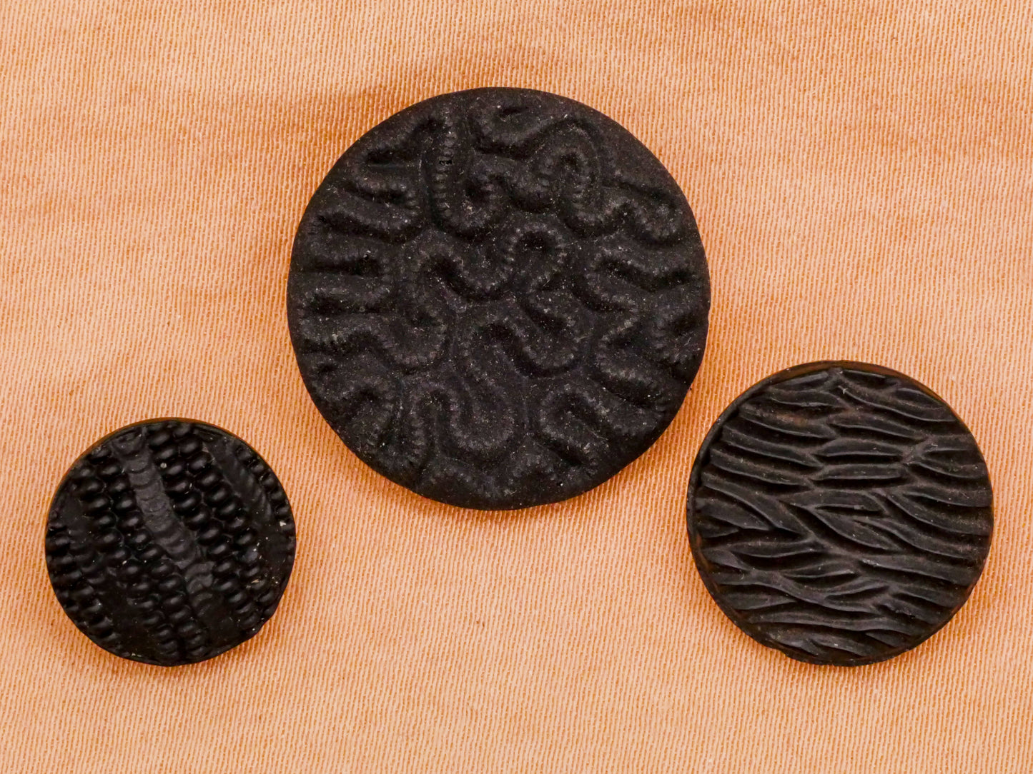 Texture Matte Black Glass Vintage Button Various 13-22mm