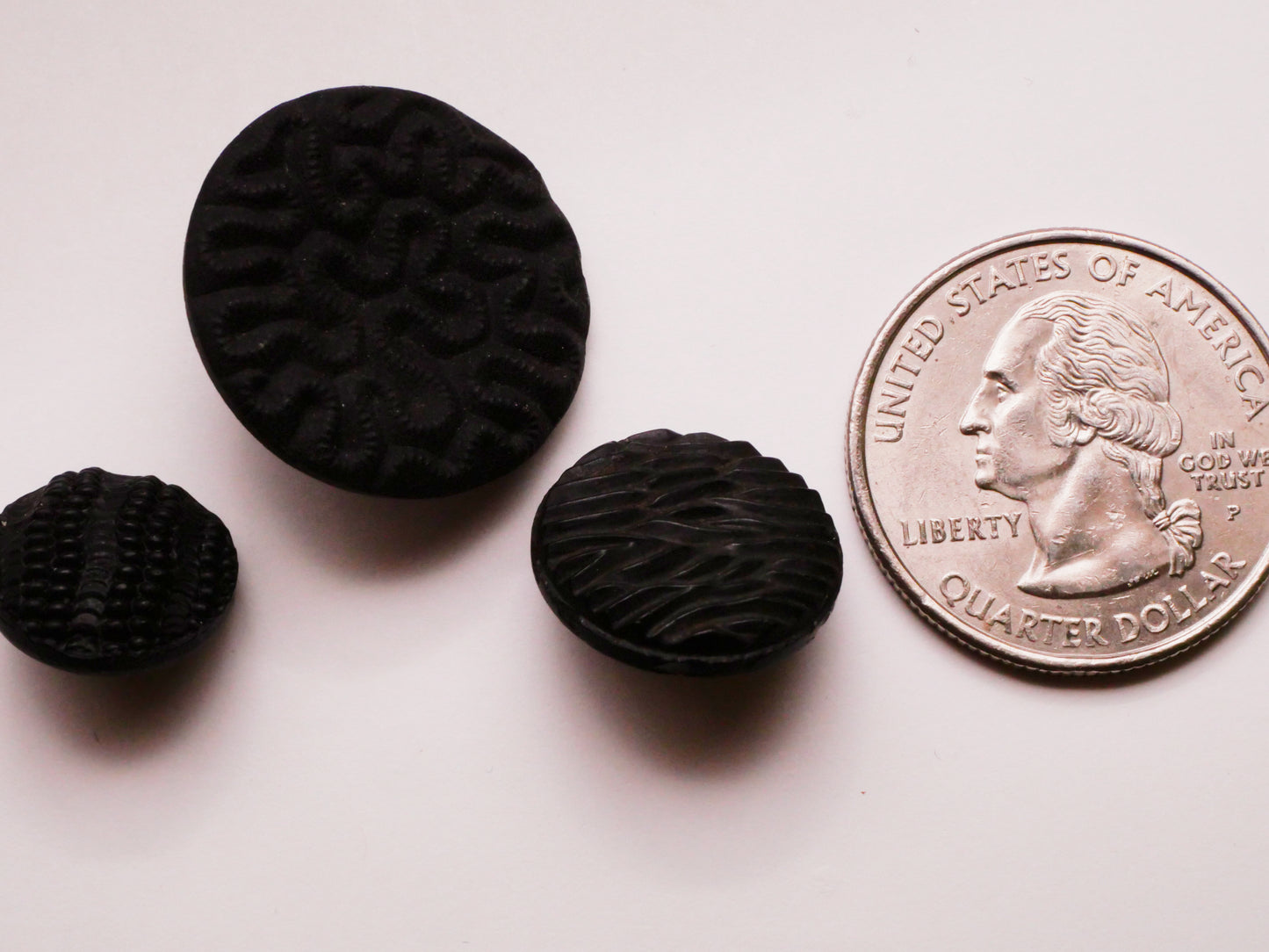 Texture Matte Black Glass Vintage Button Various 13-22mm