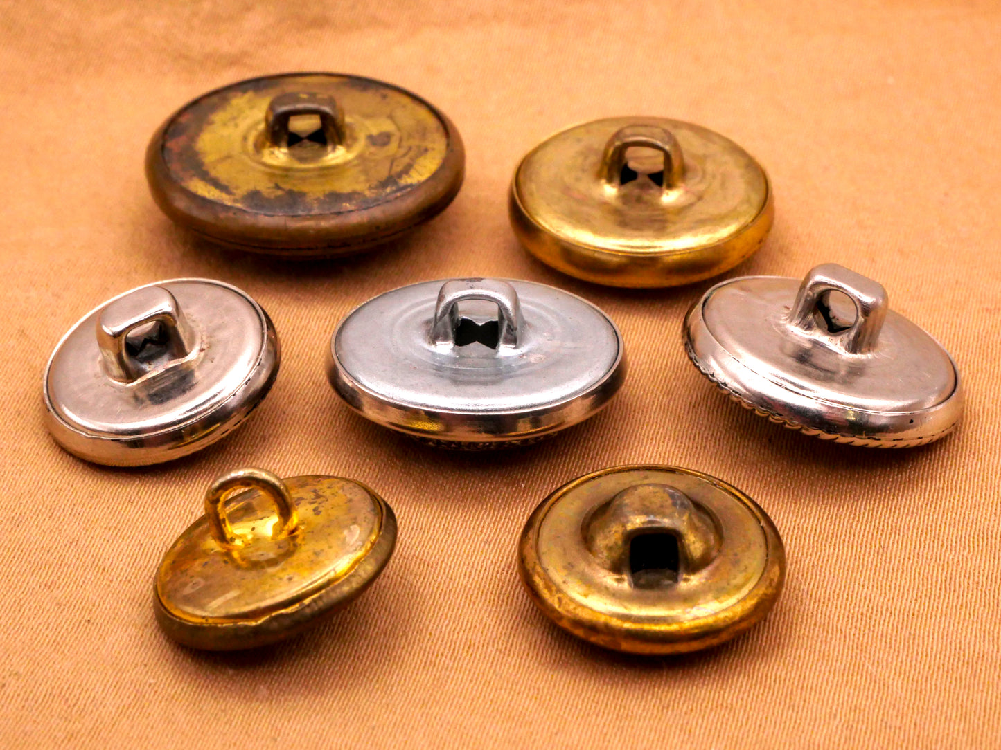 Texture Vintage Metal Button Various 15-22mm