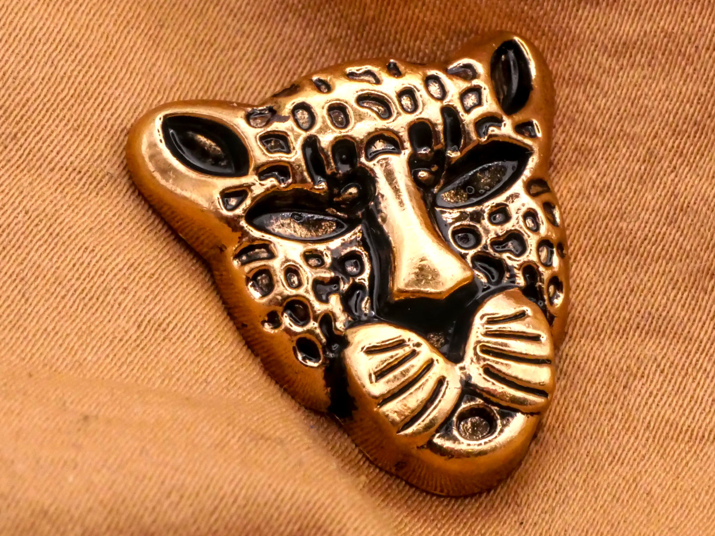 Leopard Cheetah Big Cat Face Metal Button 22mm