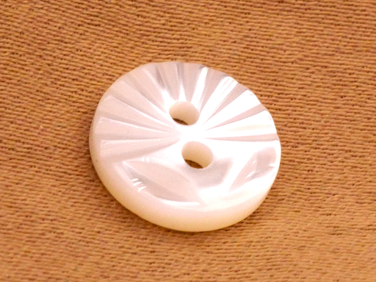 Sun Rays Fan Carved Mother of Pearl Button 10mm