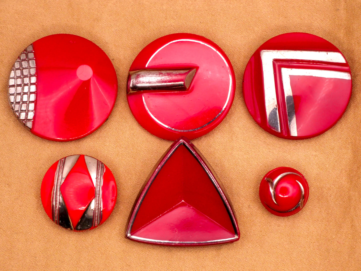 Art Deco Red Silver Vintage Glass Button Various 12-28mm
