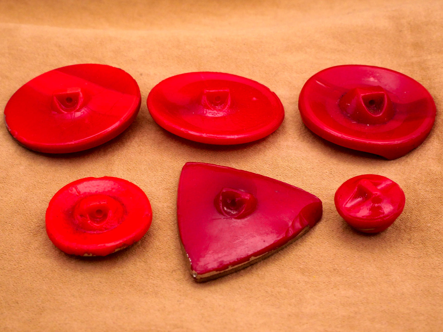 Art Deco Red Silver Vintage Glass Button Various 12-28mm