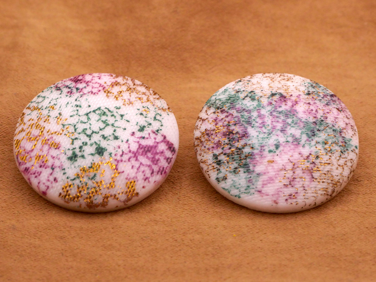 Splatter Paint Look Vintage White Glass Button Various 22-23mm