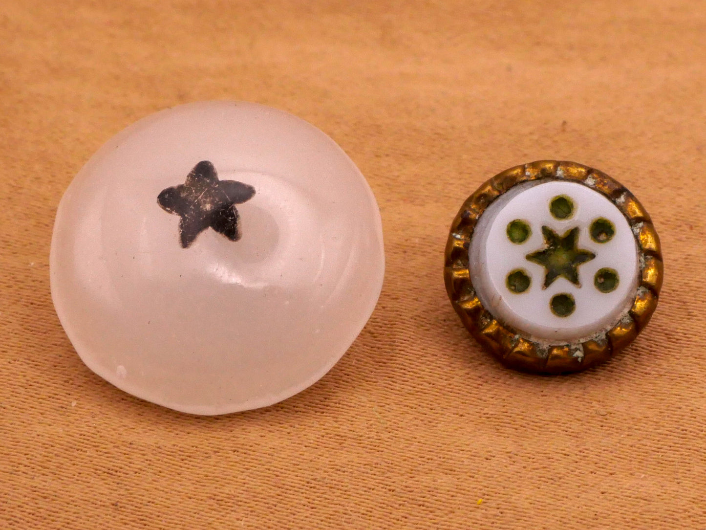Star Center Antique White Glass Button Various 12-18mm
