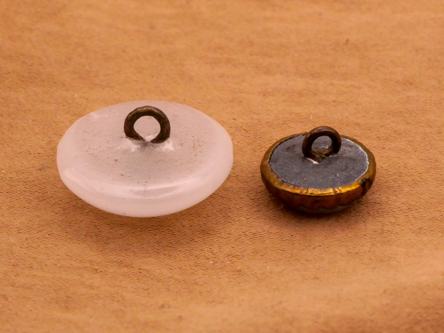 Star Center Antique White Glass Button Various 12-18mm