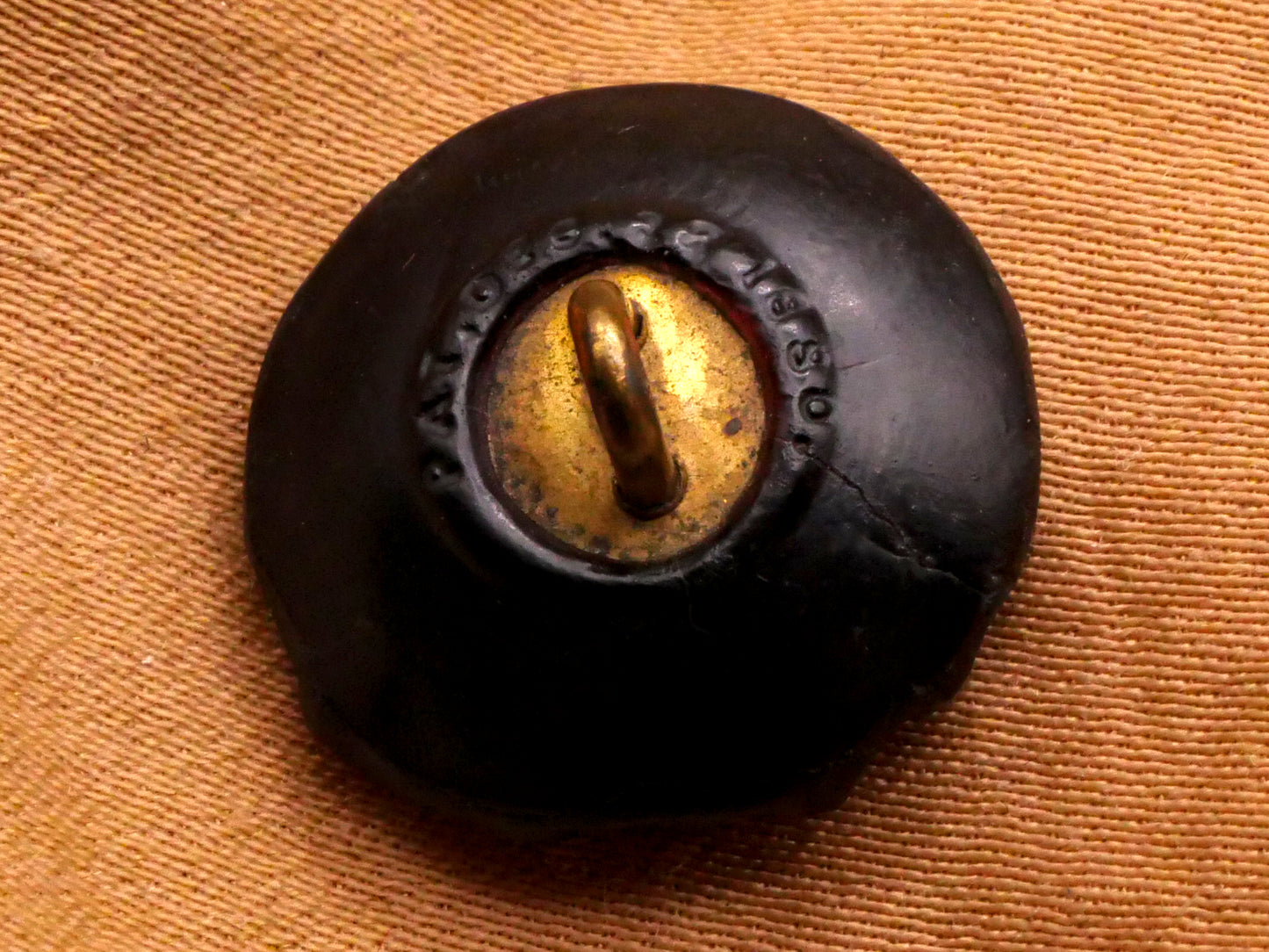 Wave Design Black Glass Button Various 11-17mm
