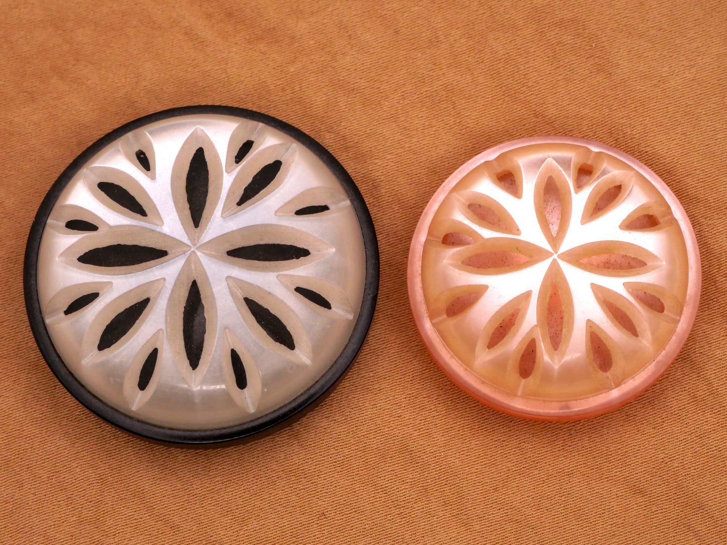 Mother of Pearl Look Plastic Dome Black or Pink Button Various 28-34mm