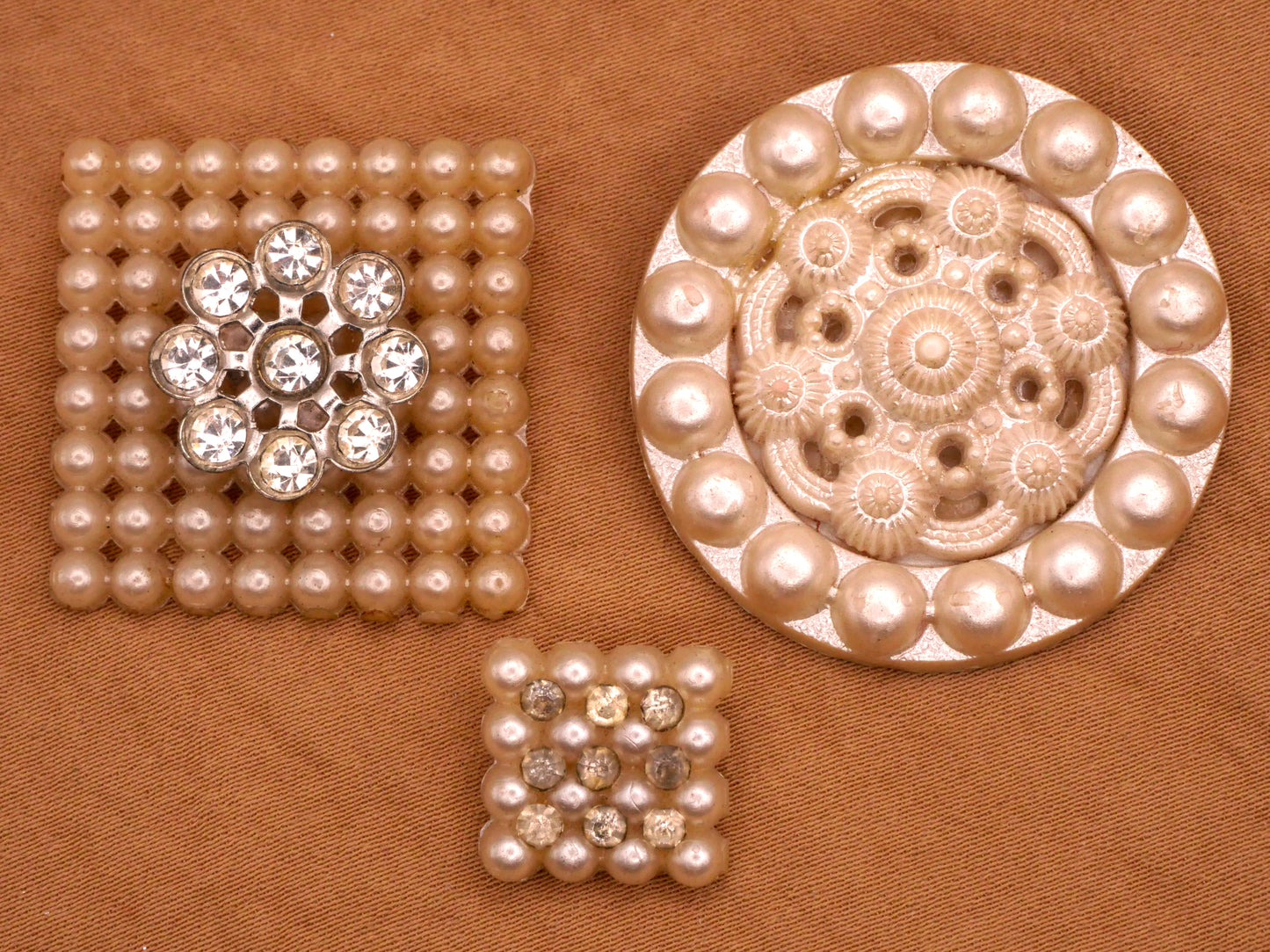 Faux Pearl Look Vintage Early Plastic Button Various 13-34mm