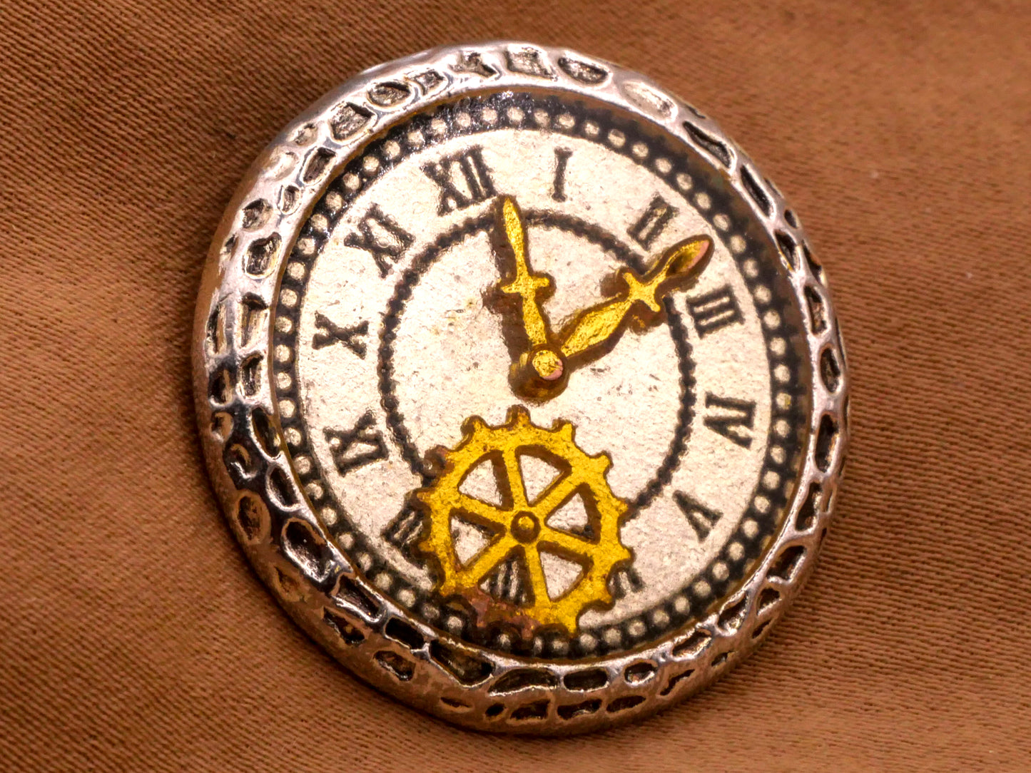 Clock Gear Junque Look Metal Resin Button 29mm