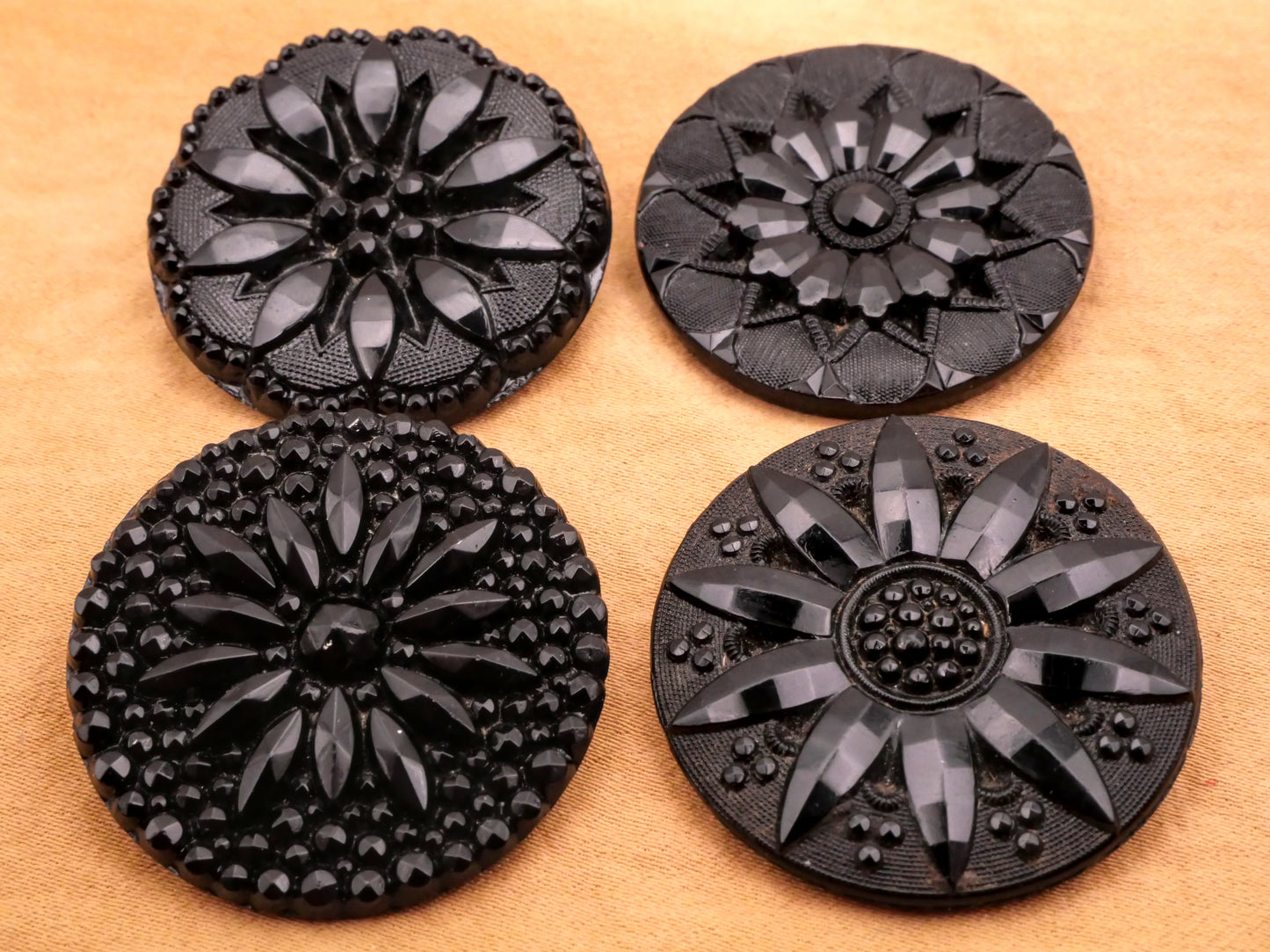 Flowers Textures Black Glass Large Button Various 32-33mm