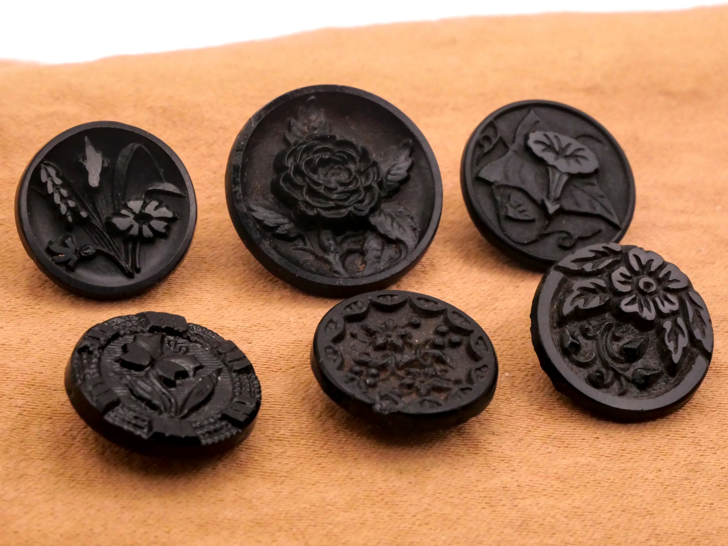 Flower Intricate Details Black Glass Button Various 14-17mm