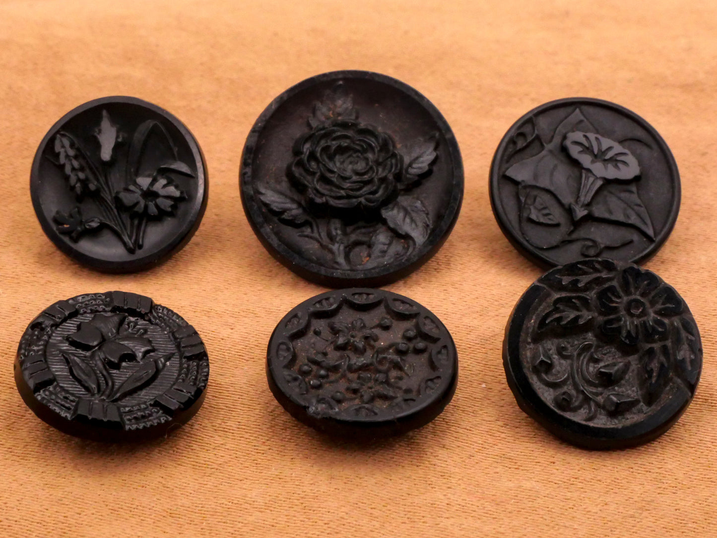 Flower Intricate Details Black Glass Button Various 14-17mm