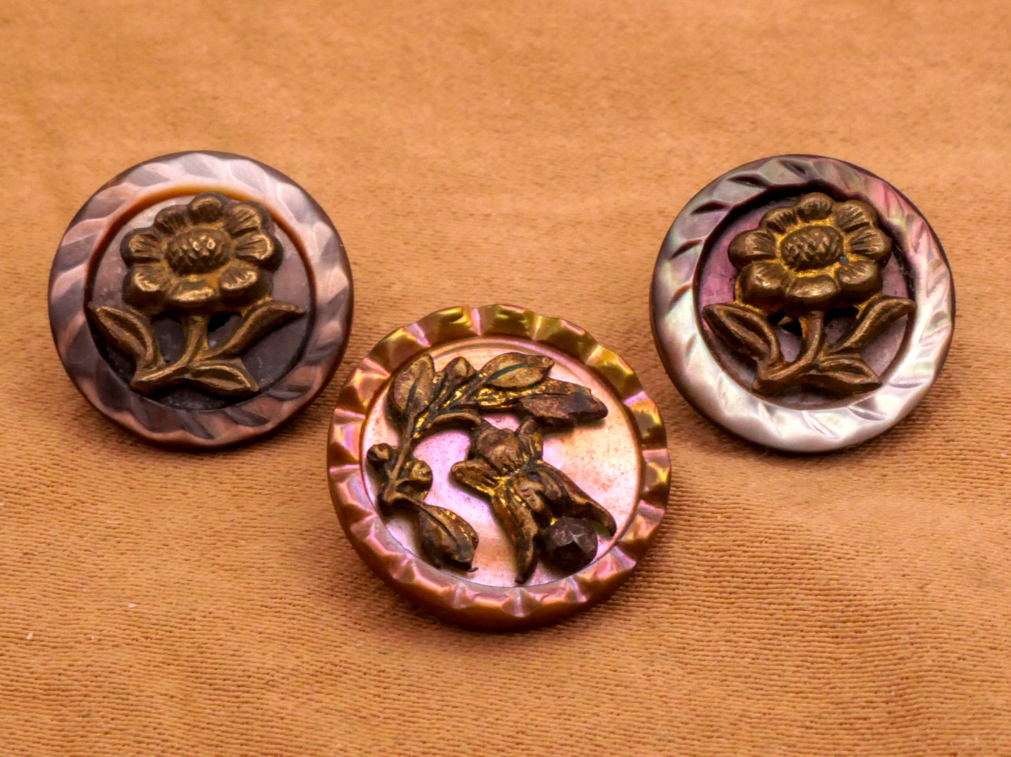 Flower Metal Center Smokey Mother of Pearl Button Various 14-15mm