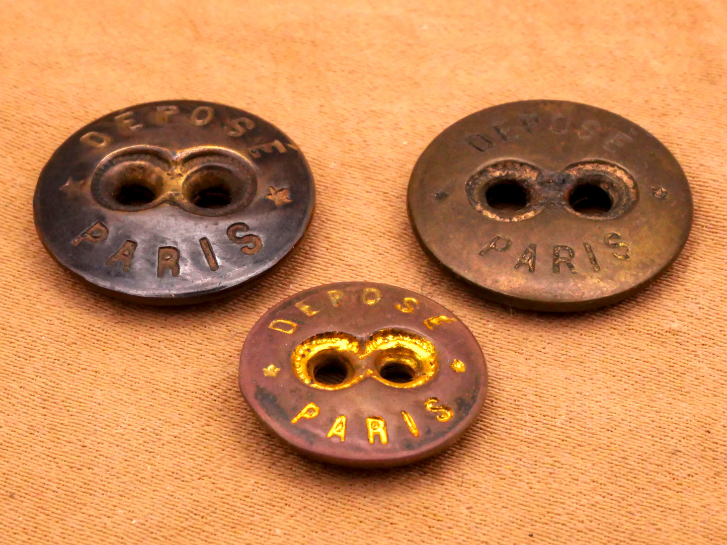 Depose Paris Metal Sew-Thru Button Various 13-17mm