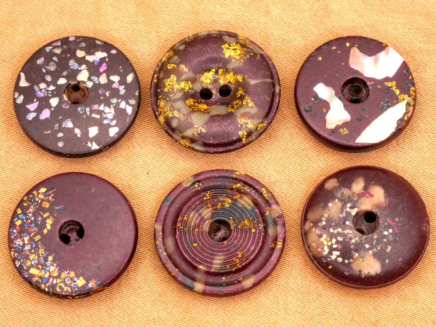 Maroon Cranberry Fleck Composition Button Various 16-18mm