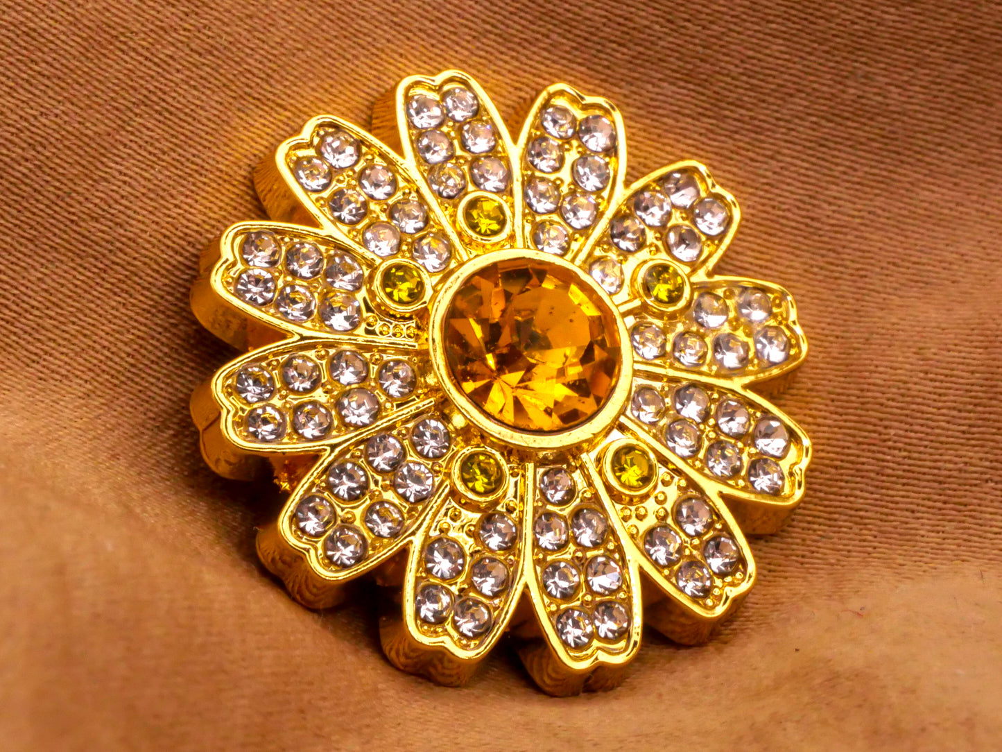 Daisy Flower Yellow Rhinestone Metal Button 25mm