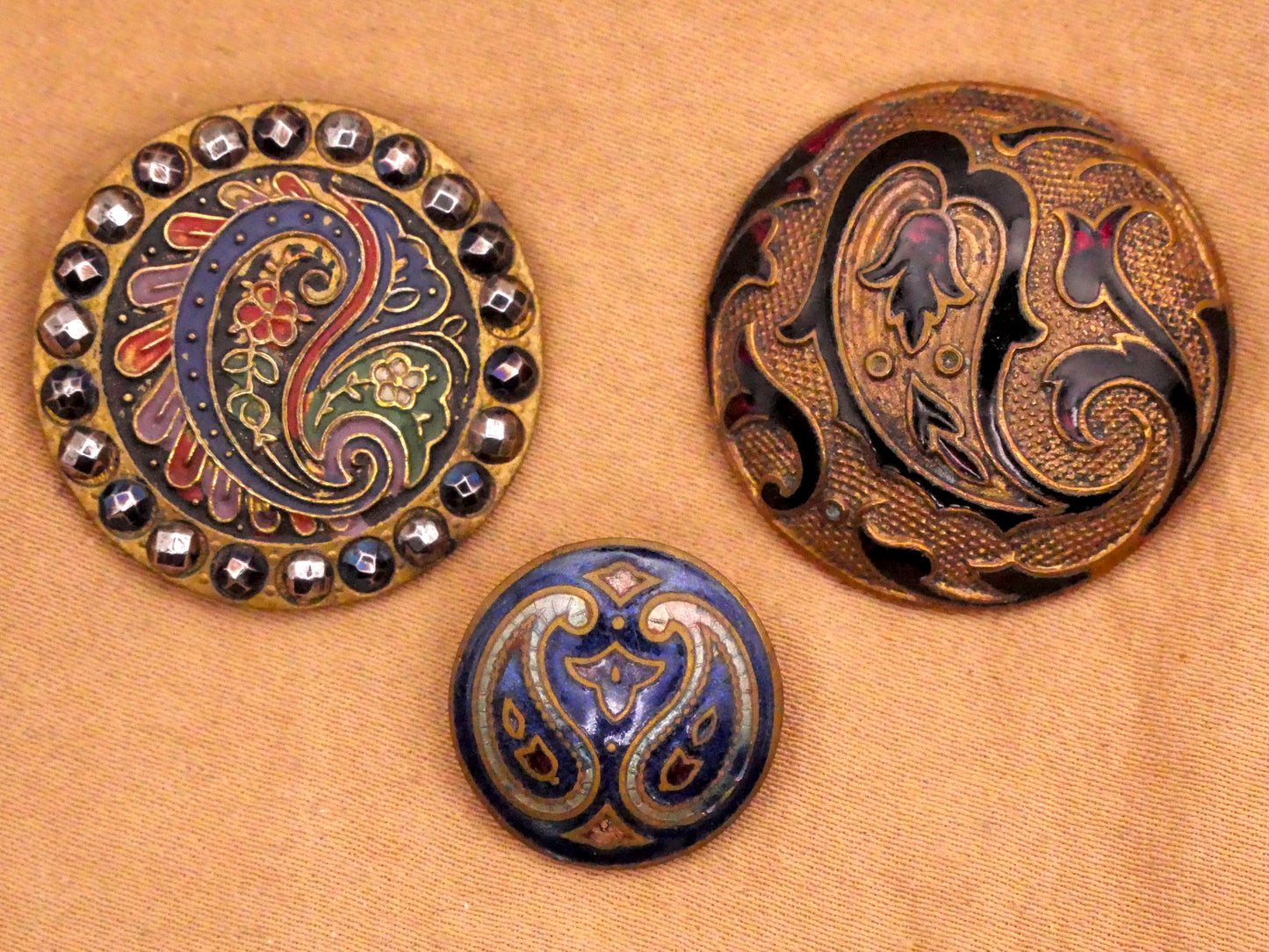 Paisley Enamel Metal Button Various 16-26mm