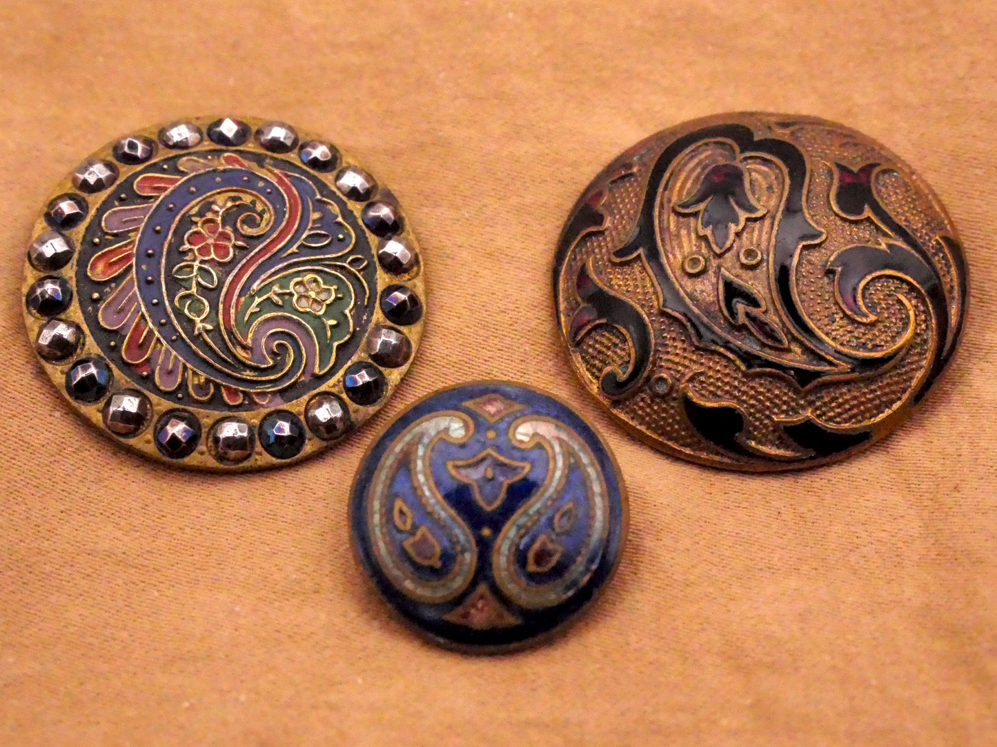 Paisley Enamel Metal Button Various 16-26mm