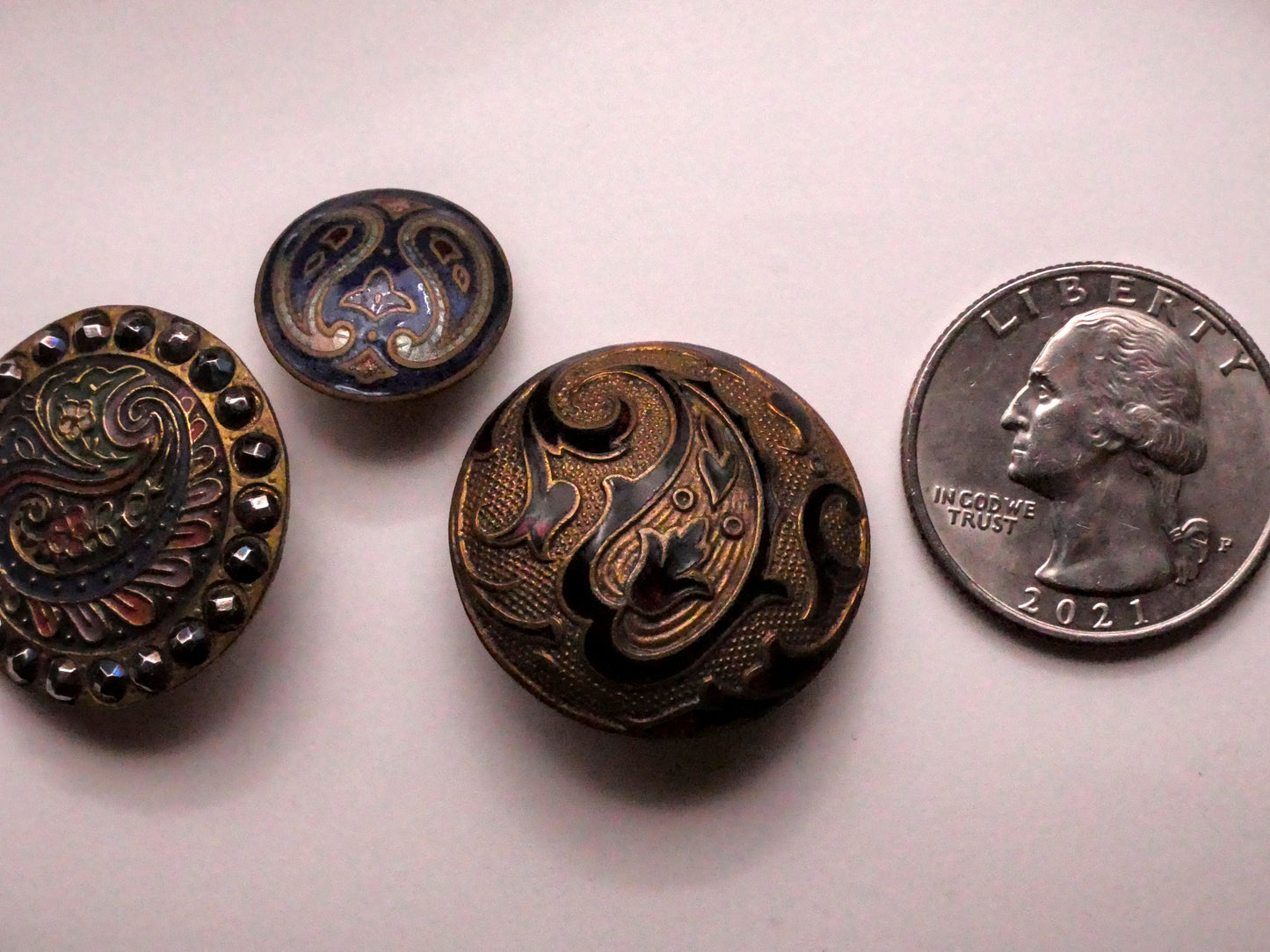 Paisley Enamel Metal Button Various 16-26mm