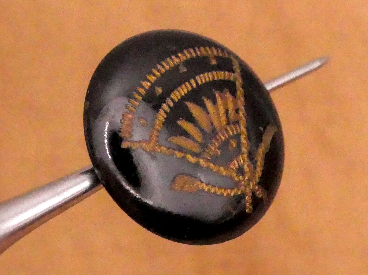 Fan Fashion Etched Lacquered Metal Button 19mm