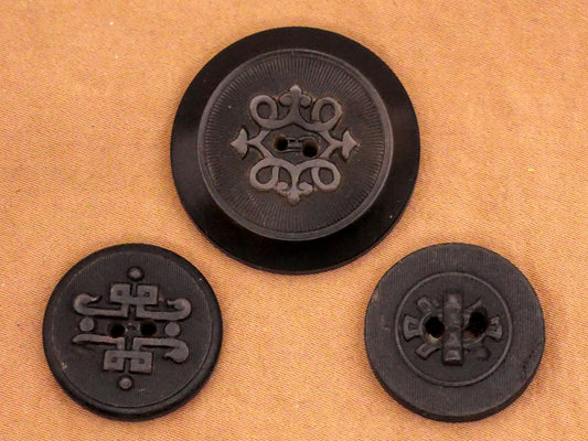 Medallion Center Asian Inspired Pressed Horn Button Various 20-29mm