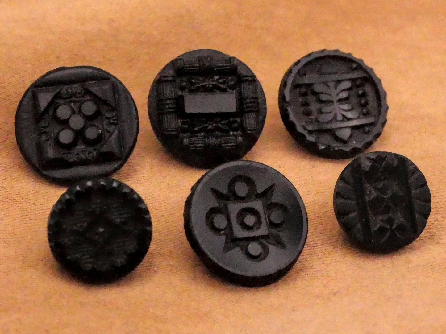 Asian Inspired Look Intricate Black Glass Button Various 11-14mm
