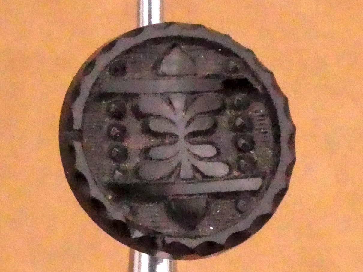 Asian Inspired Look Intricate Black Glass Button Various 11-14mm