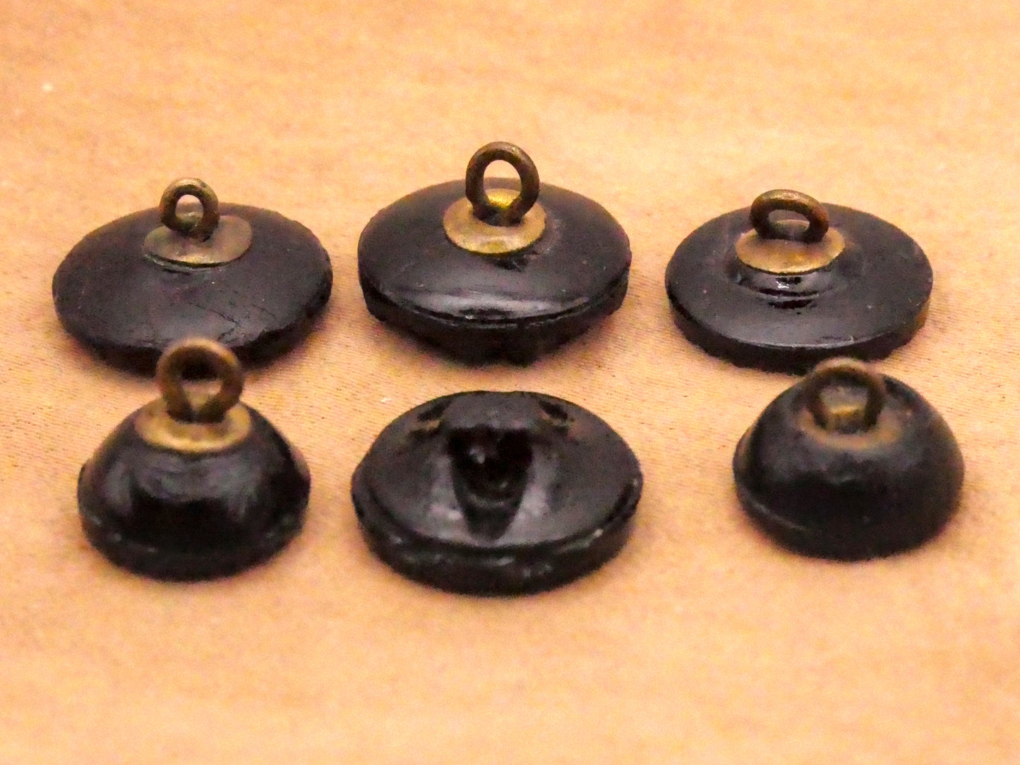 Asian Inspired Look Intricate Black Glass Button Various 11-14mm