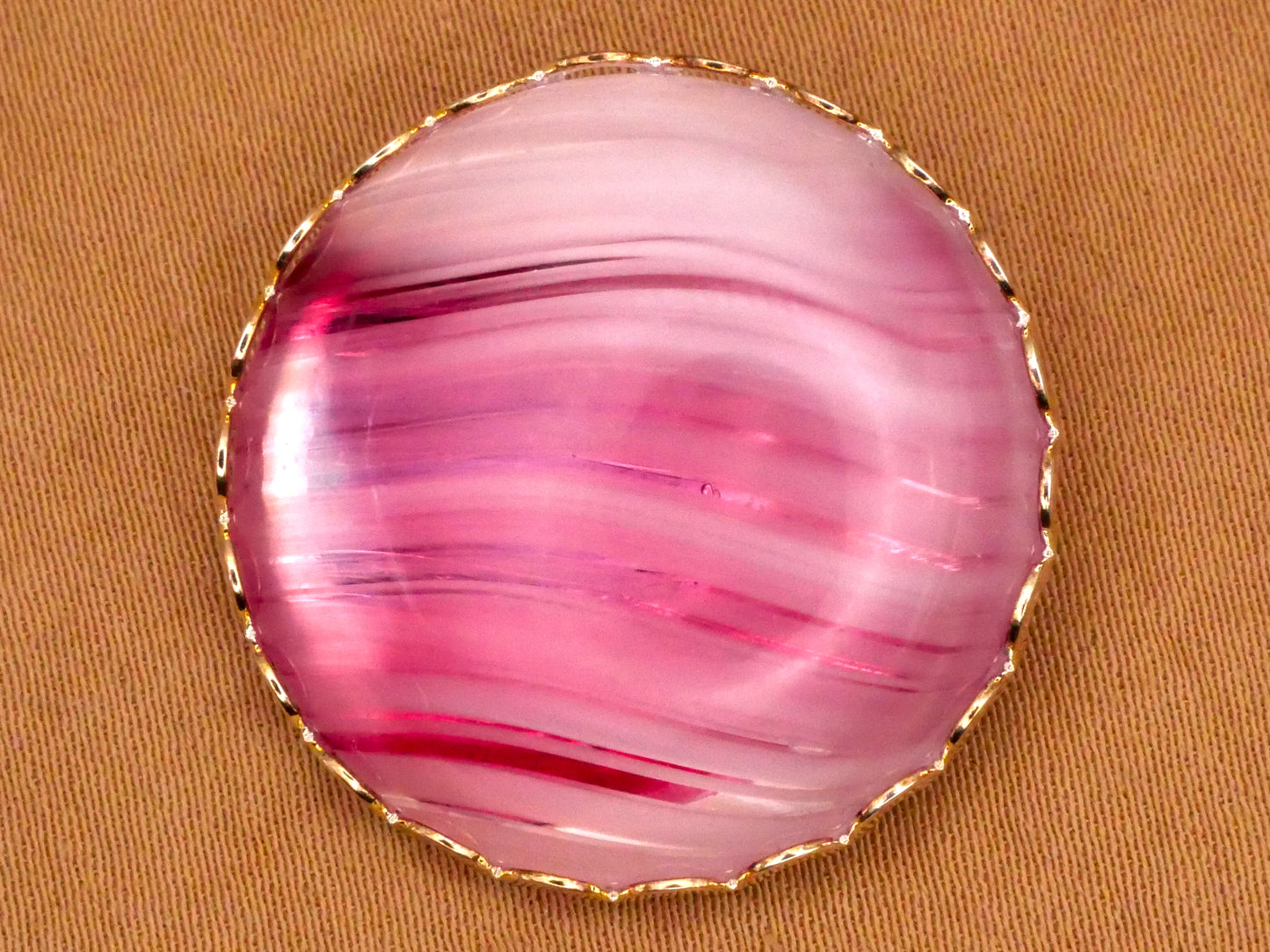 Fuchsia Pink Marbled Dig Dug Glass Silver Metal Button 26mm