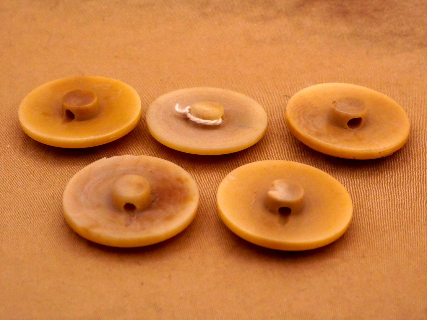 Landscape Mountain Trees Woman Hand-Painted Vegetable Ivory Tagua Nut Button Various 21mm